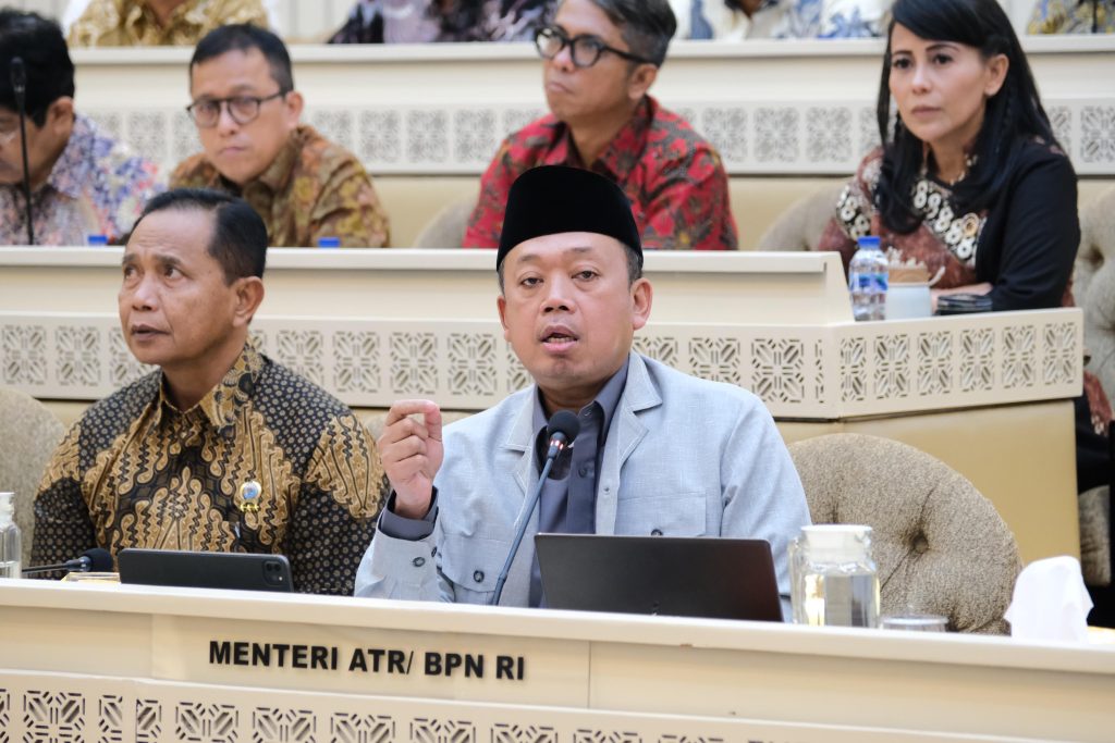 Bahas Isu Jual-Beli Pulau Bersama Komisi II DPR RI, Menteri ATR/Kepala BPN Tegaskan Tanah di Indonesia Tidak Bisa Dimiliki Asing